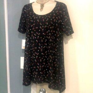 LulaRoe Perfect Tee Black and Floral Size XS BNWT